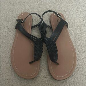 American Eagle Black Braided Sandals